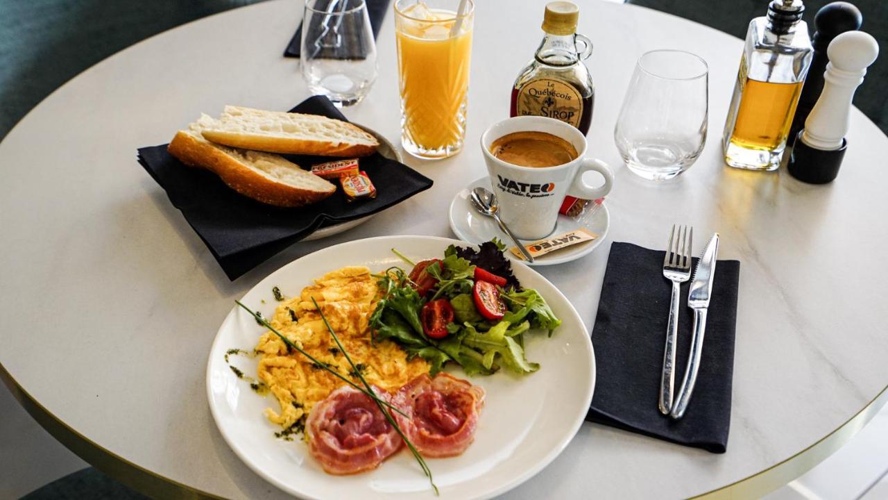 Massena Nice! Free Breakfast! *